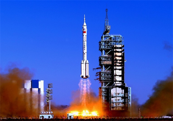 1958年，祁連山牌水泥用于澆筑 酒泉衛(wèi)星發(fā)射基地發(fā)射塔架-圖片來源網(wǎng)絡(luò).jpg
